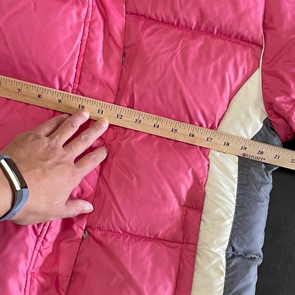 Tommy Hilfiger Puffer Ski/everyday Jacket fits like size L - Picture 6 of 8